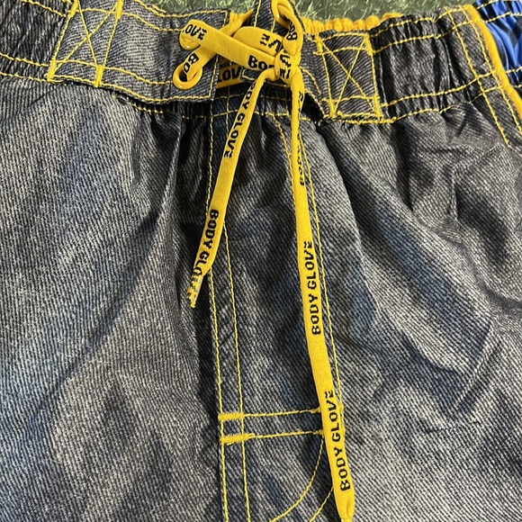 Body glove swim shorts with mesh pockets size 7 - Picture 4 of 5